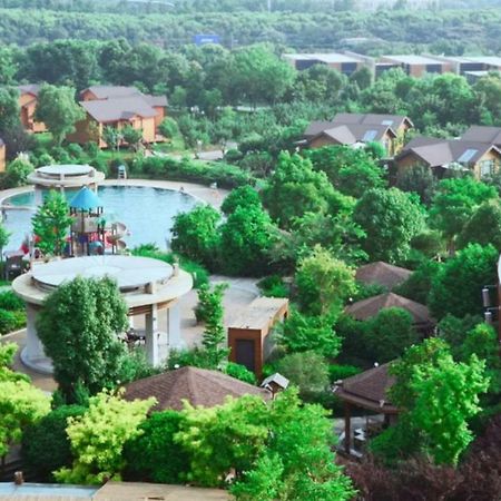 Suzhou Phoenix Hotspring Resort Zhangjiagang Extérieur photo