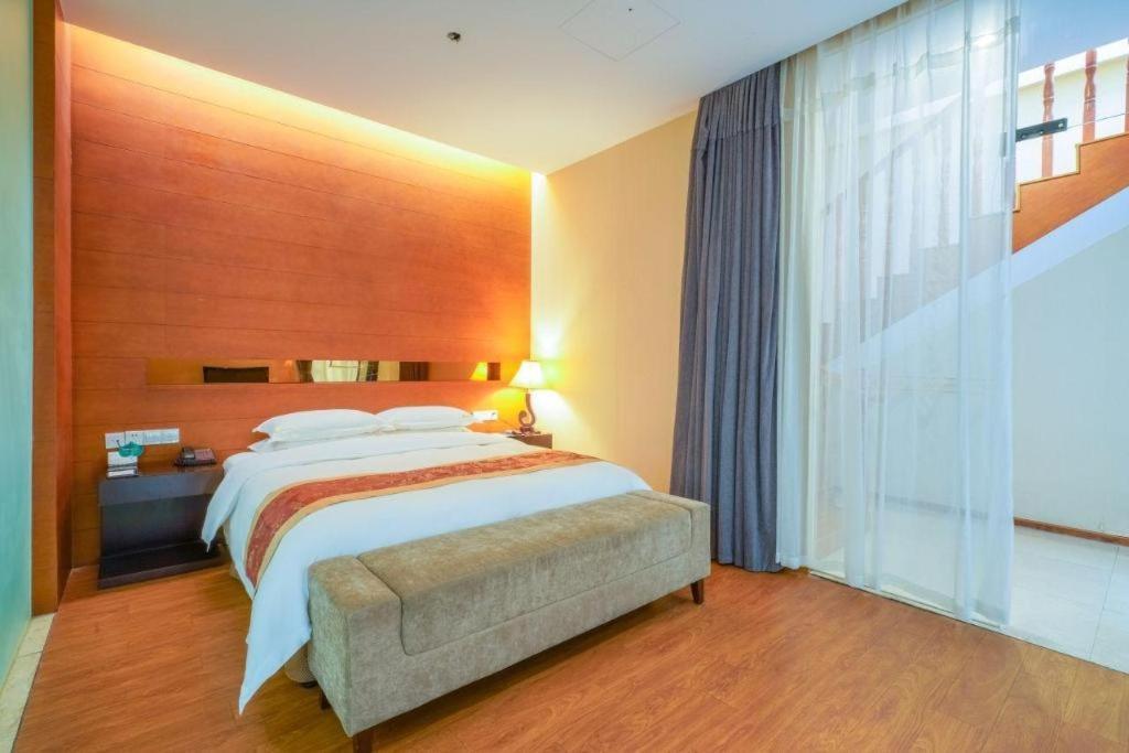 Suzhou Phoenix Hotspring Resort Zhangjiagang Extérieur photo