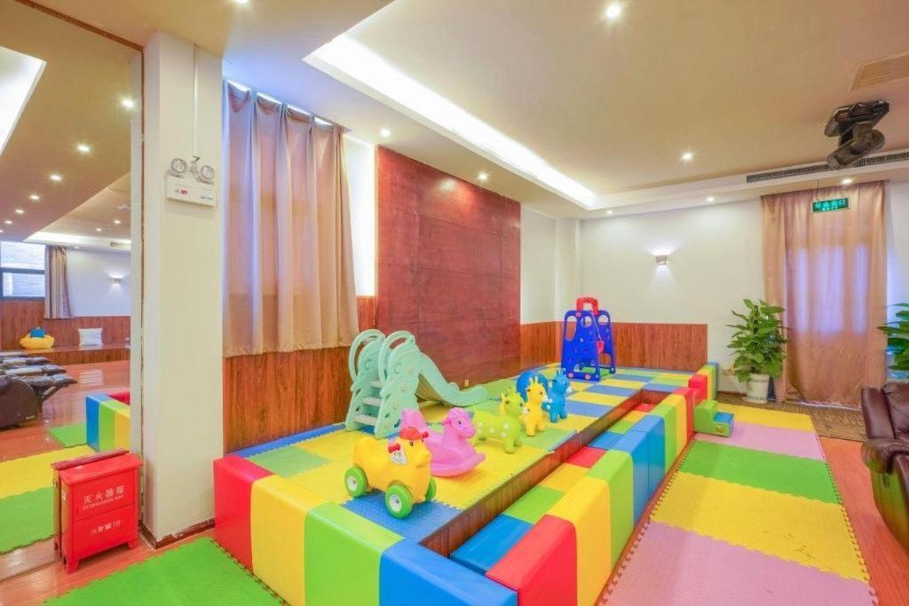 Suzhou Phoenix Hotspring Resort Zhangjiagang Extérieur photo