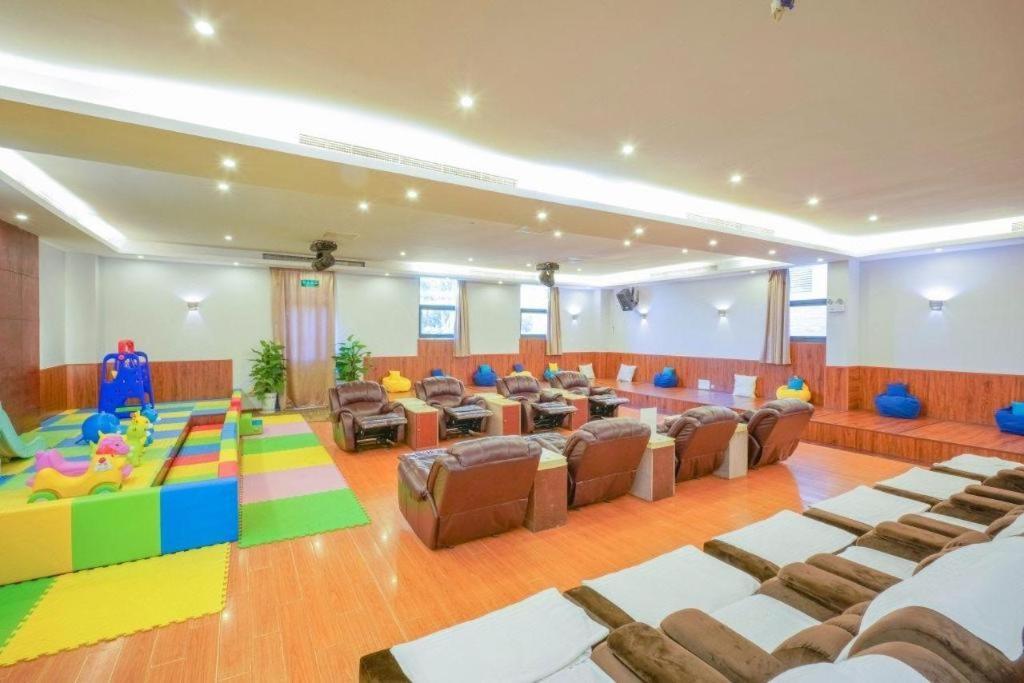 Suzhou Phoenix Hotspring Resort Zhangjiagang Extérieur photo