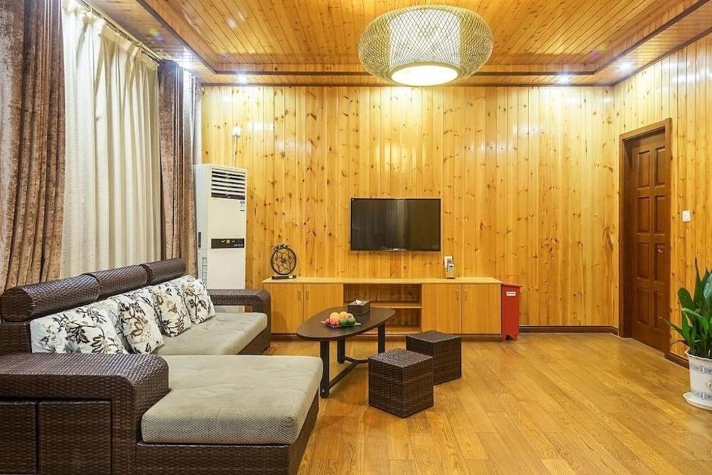Suzhou Phoenix Hotspring Resort Zhangjiagang Extérieur photo
