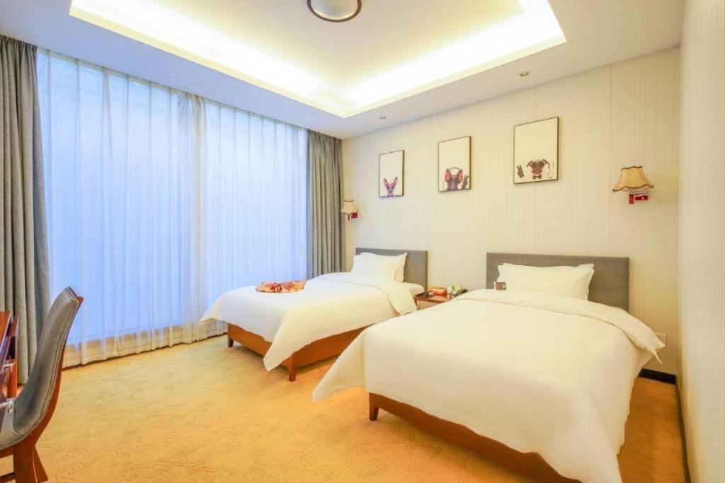 Suzhou Phoenix Hotspring Resort Zhangjiagang Extérieur photo