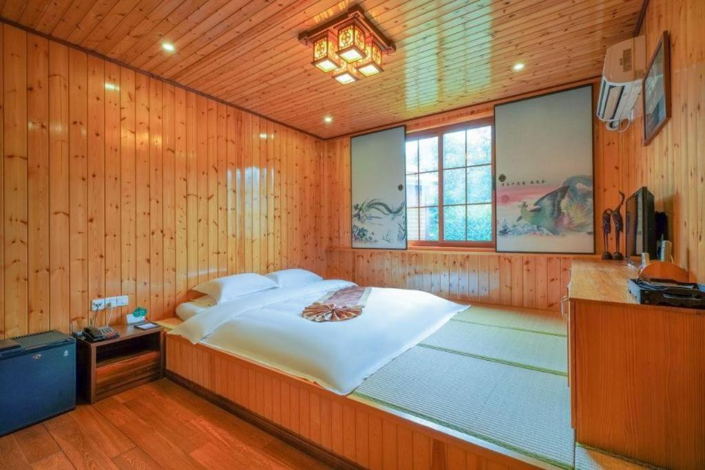 Suzhou Phoenix Hotspring Resort Zhangjiagang Extérieur photo